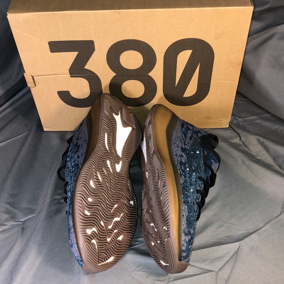 YEEZY BOOST 380’s ‘COVELL” - Picture 3 of 11